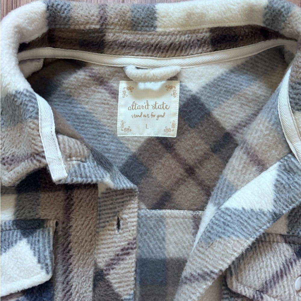 Altar’s state cropped flannel shacket - image 2